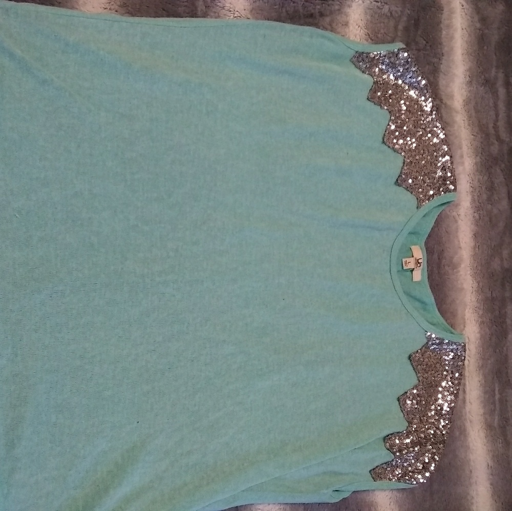 Sequin shoulder Top